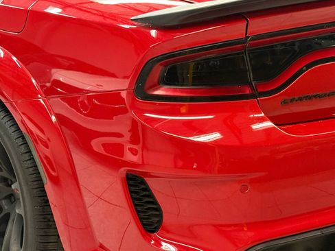 Used 2021 Dodge Charger SRT Hellcat w/ Carbon/Suede Interior Package RWD image 12
