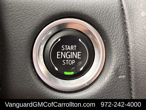 Used 2024 GMC Yukon SLT RWD image 22