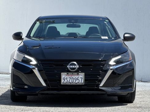 Certified 2024 Nissan Altima 2.5 S FWD image 9