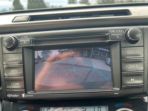 Used 2014 Toyota RAV4 XLE image 13