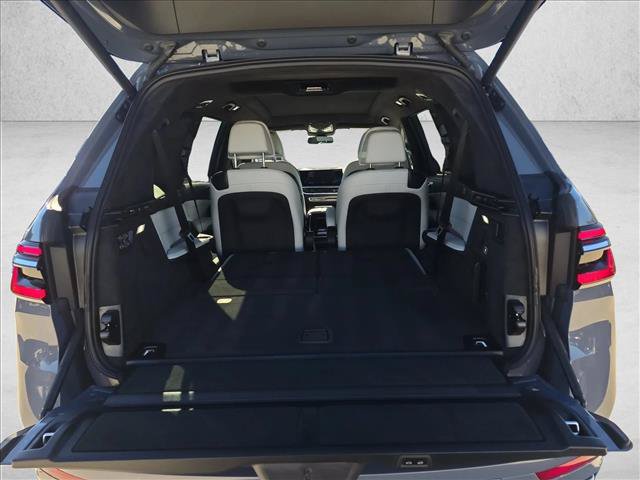 Certified 2026 BMW X7 xDrive40i AWD/4WD image 7