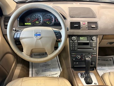 Used 2010 Volvo XC90 3.2 image 24