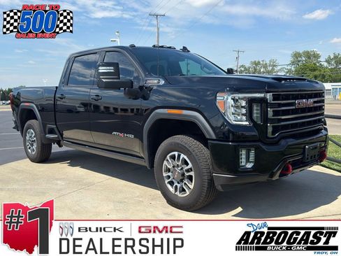 Used 2022 GMC Sierra 2500 AT4 AWD/4WD image 1