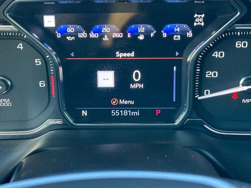 Used 2021 GMC Yukon SLT w/ SLT Premium Package image 28