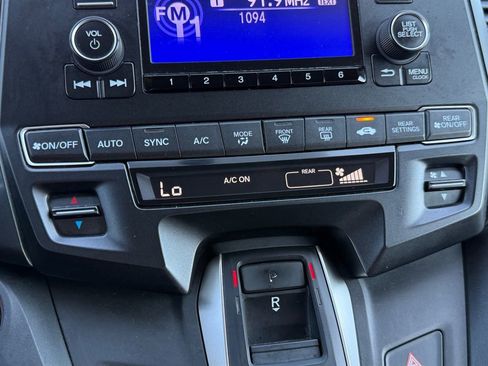 Used 2019 Honda Odyssey LX image 16