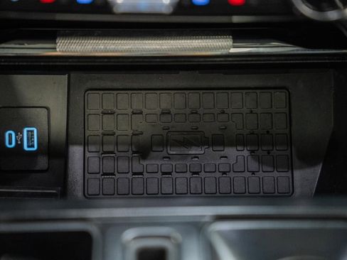 Used 2023 Ford F150 Lariat w/ Equipment Group 502A High image 32