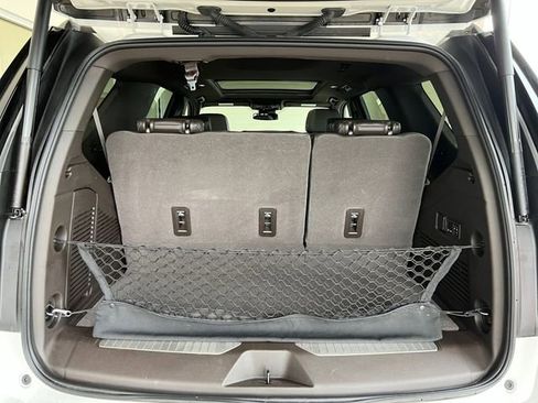 Used 2023 GMC Yukon Denali AWD/4WD image 14