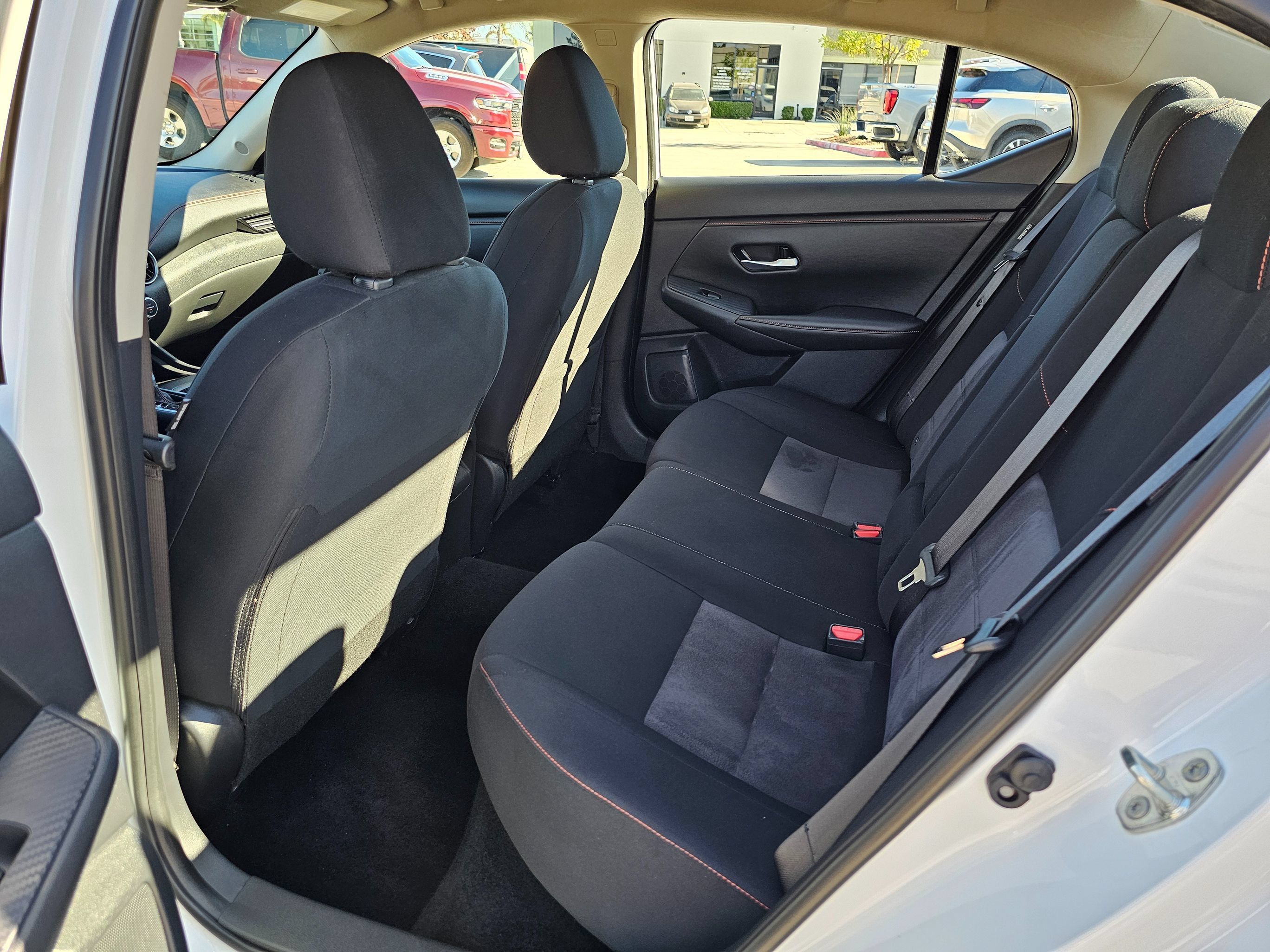 Used 2025 Nissan Sentra SR FWD image 19