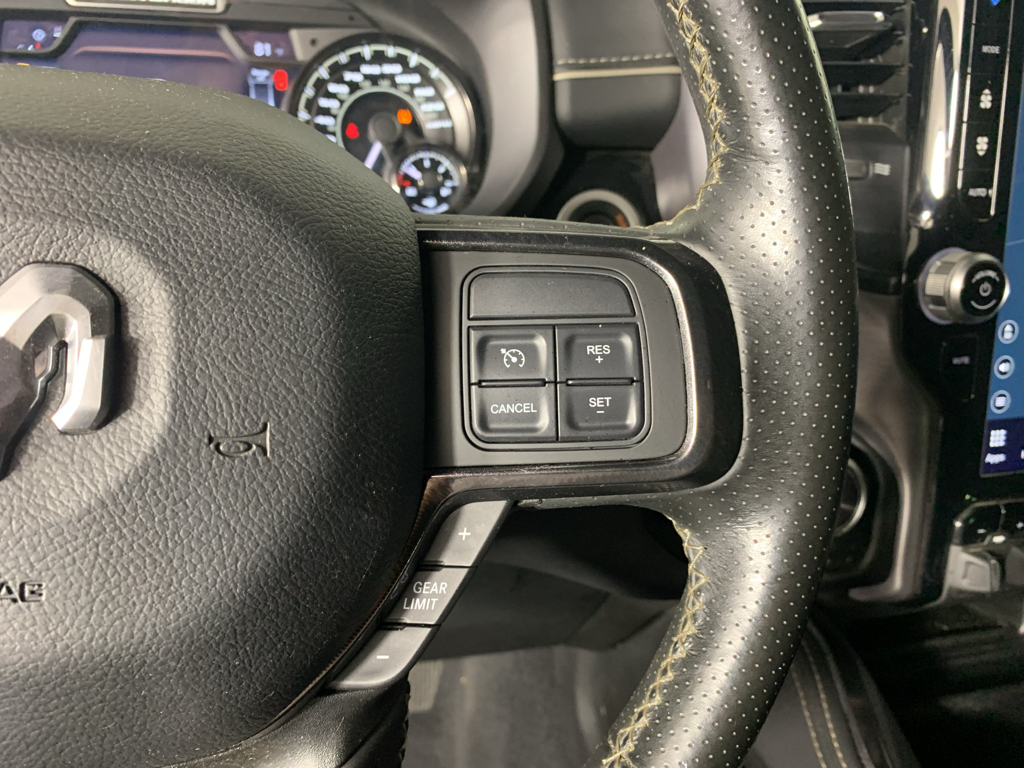 Used 2022 RAM 2500 Power Wagon AWD/4WD image 18