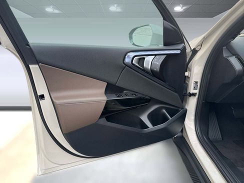 Used 2026 BMW X3 xDrive30 w/ Premium Package image 21