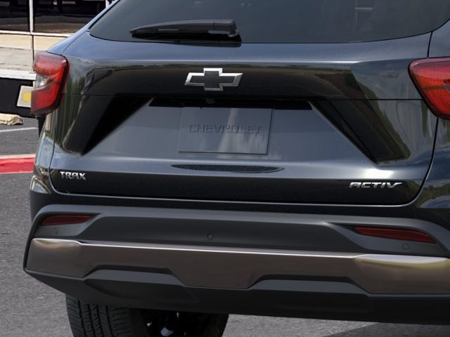 New 2026 Chevrolet Trax ACTIV w/ Driver Confidence Package FWD image 14