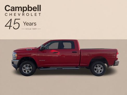 Used 2024 RAM 2500 Big Horn AWD/4WD image 38