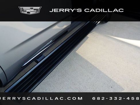Used 2023 Cadillac Escalade V AWD/4WD image 30