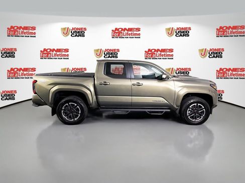 Certified 2024 Toyota Tacoma TRD Sport w/ TRD Sport Upgrade Package AWD/4WD image 19