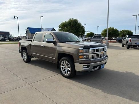 Used 2015 Chevrolet Silverado 1500 LTZ Z71 w/ LTZ Plus Package AWD/4WD image 1