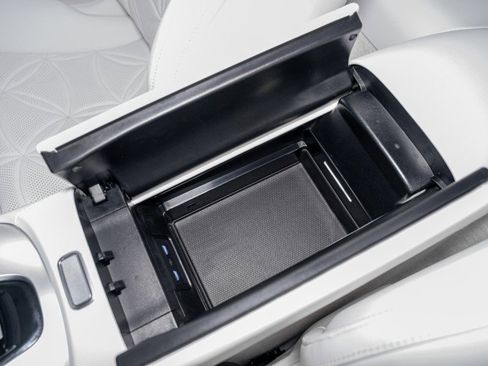 Certified 2026 Mercedes-Benz Maybach SL 680 image 31