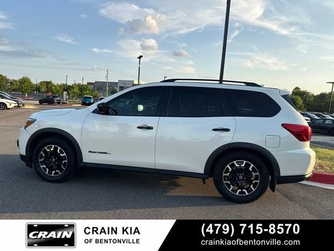 Used 2020 Nissan Pathfinder SL FWD image 5