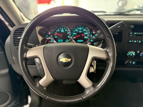 Used 2010 Chevrolet Silverado 1500 LT AWD/4WD image 26