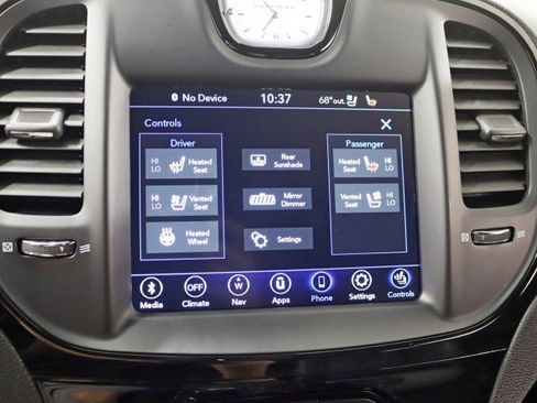 Used 2022 Chrysler 300 S w/ Comfort Group RWD image 21