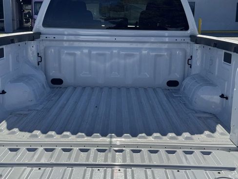 Used 2025 Ford Ranger XL image 11