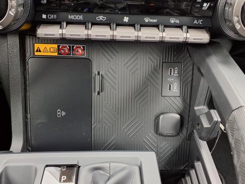 New 2025 Toyota Tacoma TRD Off-Road w/ TRD Off Road Premium Package image 18