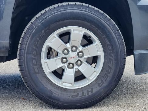 Used 2017 GMC Canyon 2WD Crew Cab w/ Convenience Package image 11