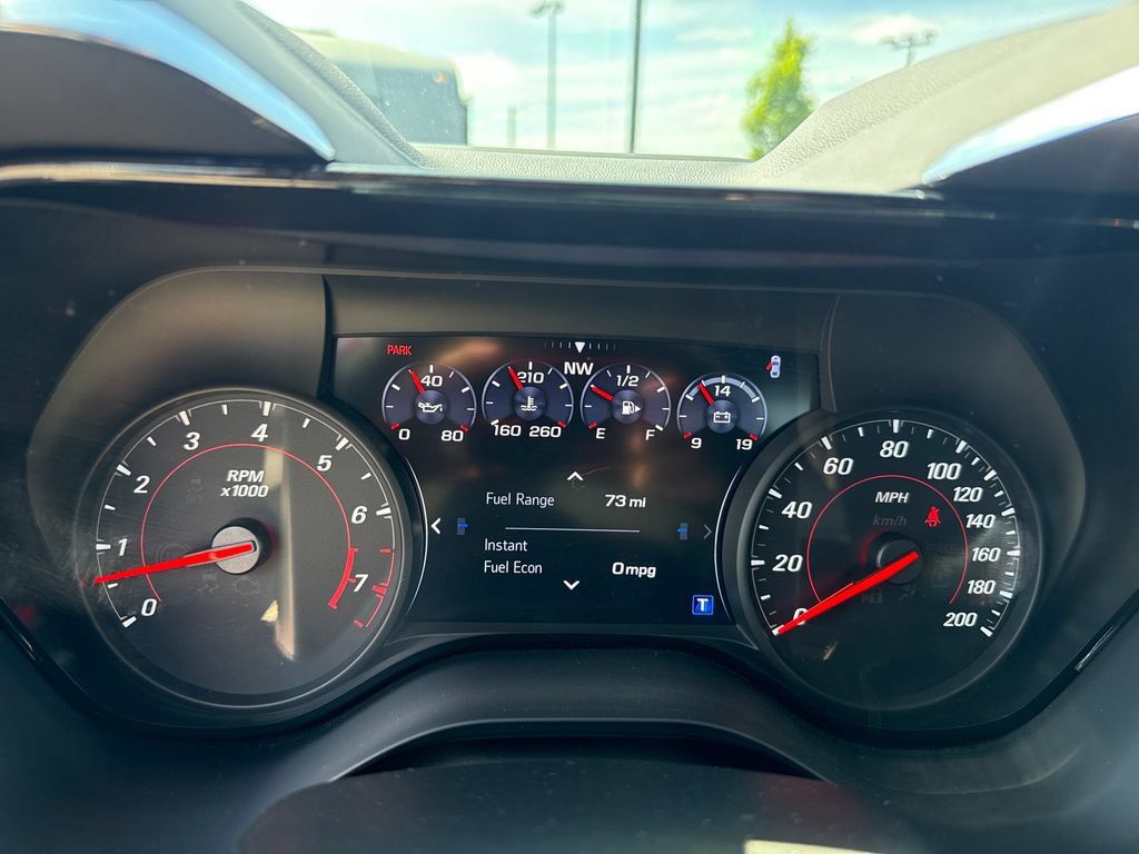 Used 2021 Chevrolet Camaro SS RWD image 19