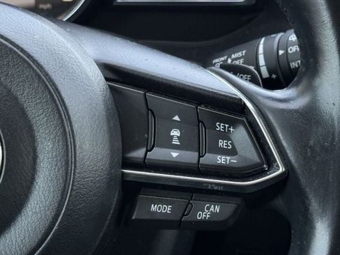 Used 2018 MAZDA MAZDA3 Grand Touring w/ Premium Equipment Package FWD image 14