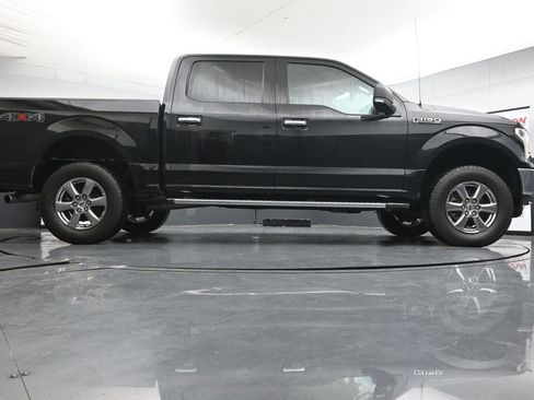 Used 2020 Ford F150 XLT w/ Equipment Group 302A Luxury AWD/4WD image 38