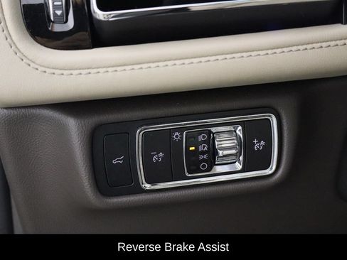 Used 2023 Lincoln Aviator Reserve w/ Equipment Group 201A AWD/4WD image 18