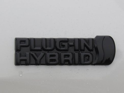 Certified 2022 Toyota RAV4 XSE image 11