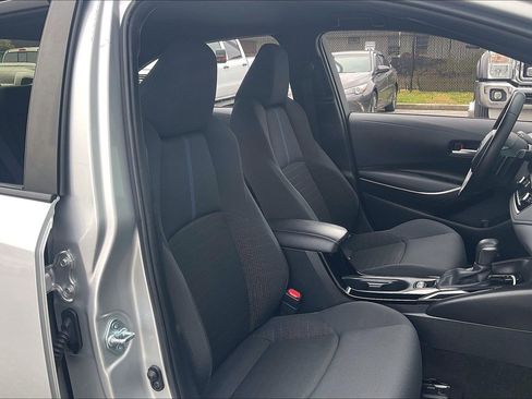 Used 2022 Toyota Corolla SE image 9