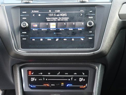 Used 2022 Volkswagen Tiguan SE R-Line image 21