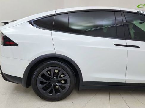 Used 2022 Tesla Model X AWD/4WD image 12