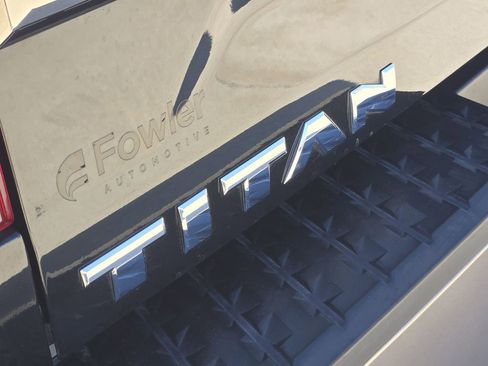 Used 2018 Nissan Titan Platinum Reserve w/ Platinum Utility Package image 12