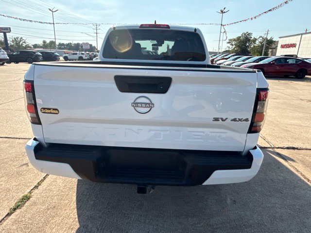 Used 2023 Nissan Frontier SV AWD/4WD image 11