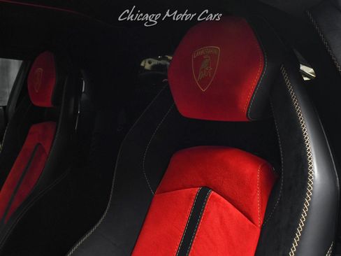 Used 2019 Lamborghini Aventador SVJ AWD/4WD image 18