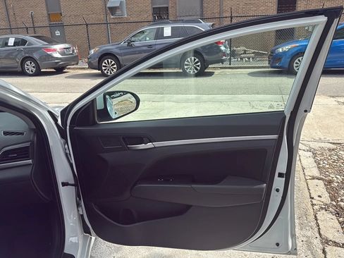 Used 2019 Hyundai Elantra SEL w/ Cargo Package FWD image 23