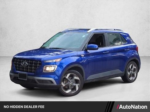 Used 2023 Hyundai Venue SEL FWD image 1