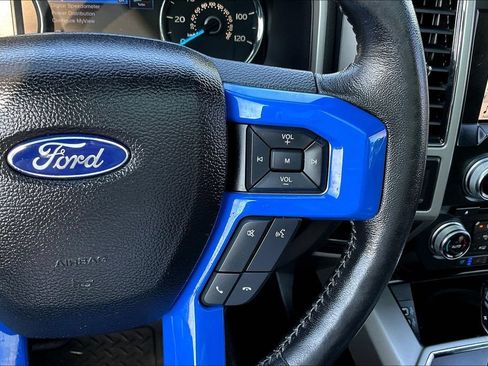 Used 2017 Ford F150 Lariat w/ Equipment Group 502A Luxury AWD/4WD image 12