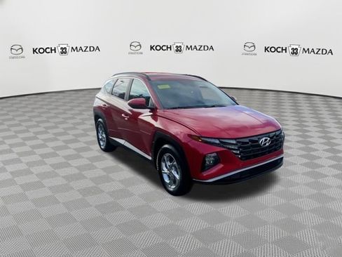 Used 2022 Hyundai Tucson SEL image 2