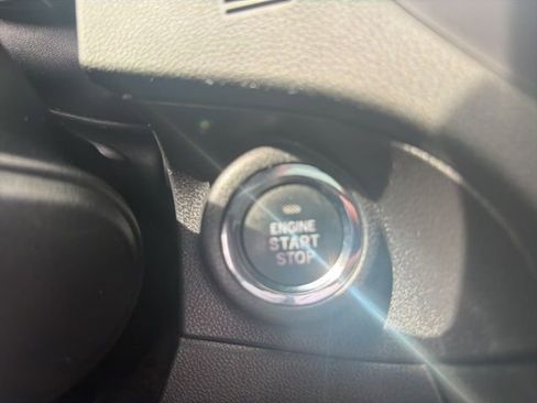 Used 2019 Subaru Ascent Touring image 33