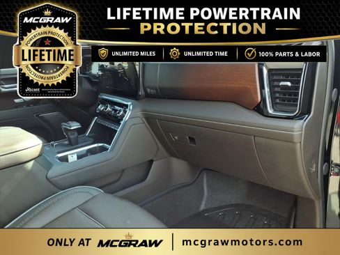 Used 2025 GMC Sierra 1500 Denali AWD/4WD image 12
