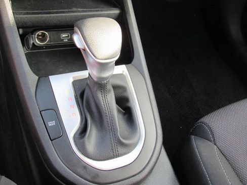 Used 2024 Kia Forte LXS image 15