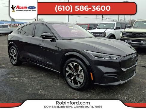 Certified 2022 Ford Mustang Mach-E Premium image 1