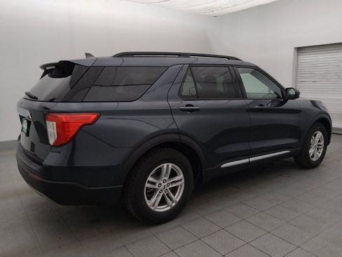 Used 2022 Ford Explorer XLT w/ Equipment Group 202A RWD image 10