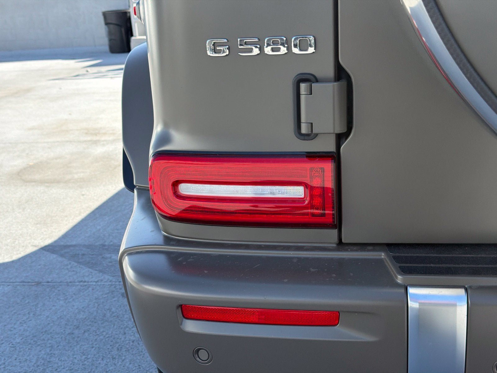 New 2027 Mercedes-Benz G 580 e image 11