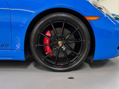 Used 2022 Porsche 718 Cayman GTS RWD image 37
