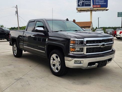 Used 2015 Chevrolet Silverado 1500 LTZ w/ LTZ Plus Package AWD/4WD image 8