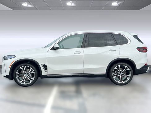 New 2026 BMW X5 xDrive40i AWD/4WD image 2
